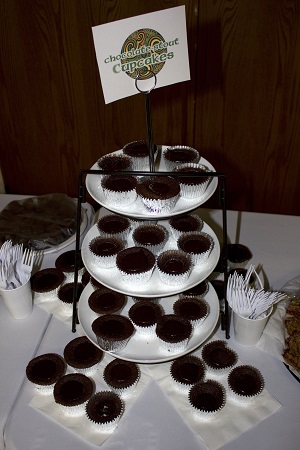Tree of chocolate stout cupcakes