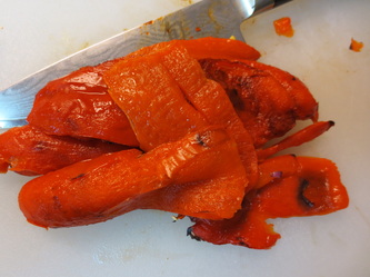 slices of easier roasted red peppers